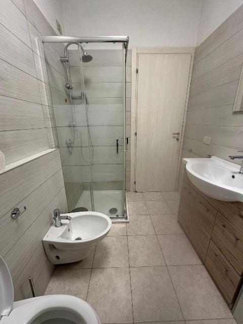 Appartamento Capolaterra Desenzano del Garda Luaran gambar