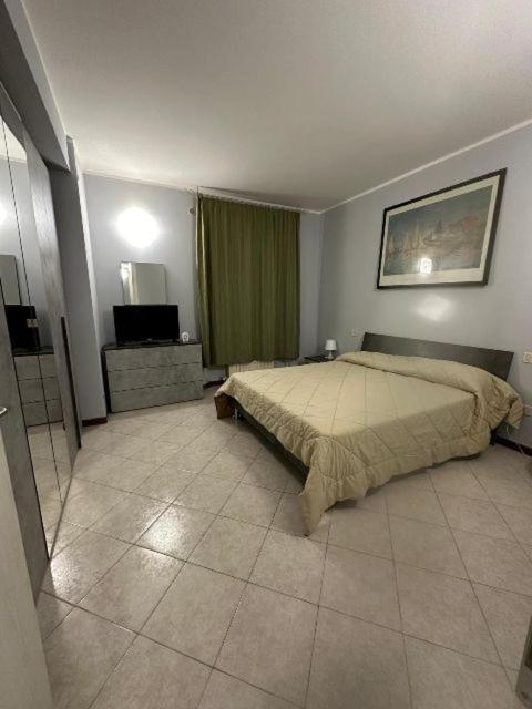 Appartamento Capolaterra Desenzano del Garda Luaran gambar