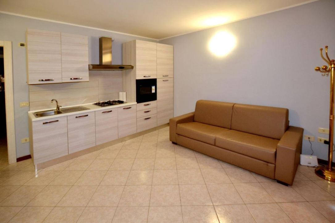 Appartamento Capolaterra Desenzano del Garda Luaran gambar